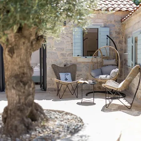 Beautiful House With Views In Hvar Hvar Town